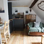 Au Petit Bonheur Апартаменты Онфлёр