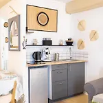 La Au Petit Bonheur Apartment Honfleur