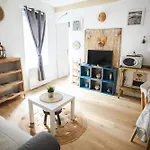 Au Petit Bonheur Онфлёр