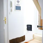 La Au Petit Bonheur Apartment