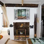 Au Petit Bonheur Апартаменты