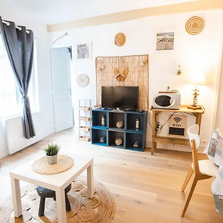 La Au Petit Bonheur Апартаменти *