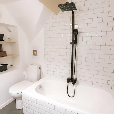 La Au Petit Bonheur דירה