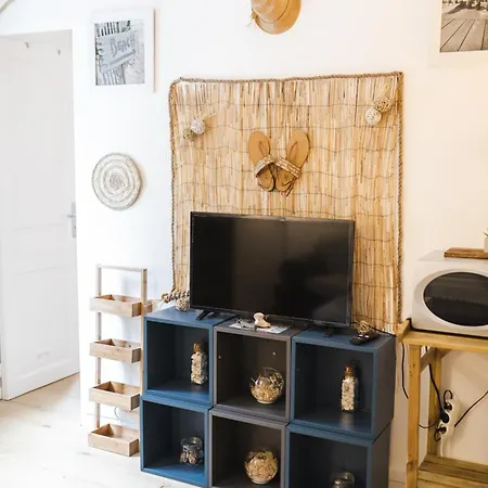 La Au Petit Bonheur דירה הונפלר