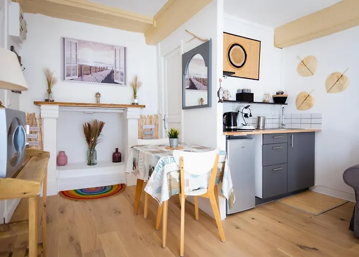 Апартаменти La Au Petit Bonheur Онфлер